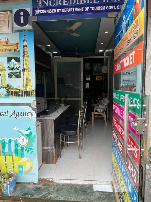 The travel desk on Desh Bandhu Gupta Road