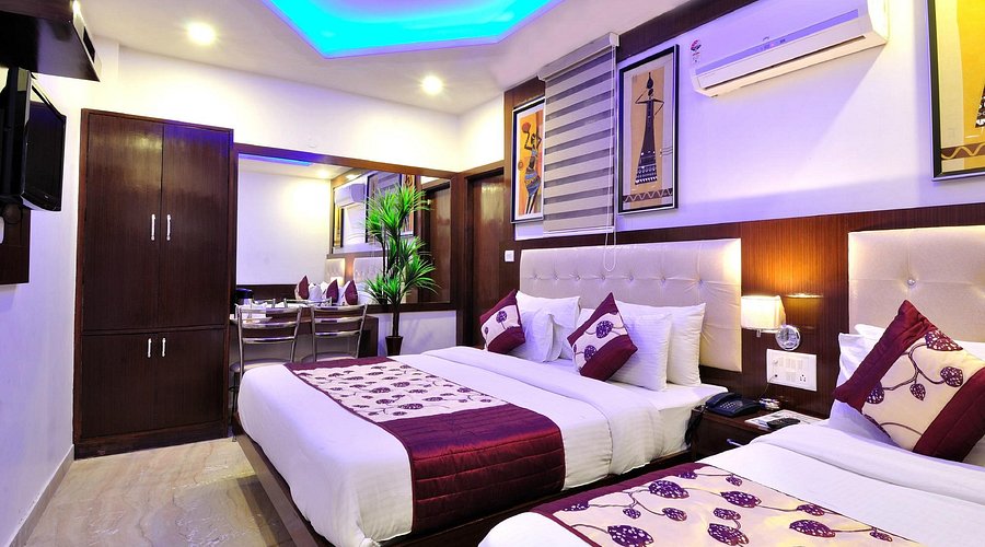 Registered Tour and Travel Agency in Paharganj Delhi